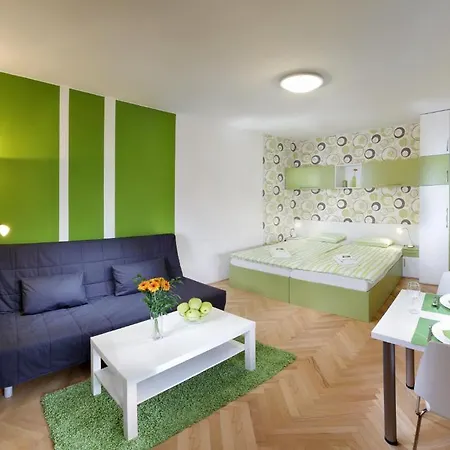 Vienna * Brno